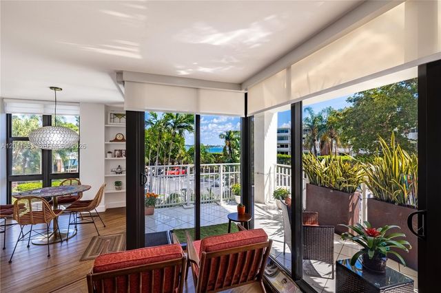 4000 Towerside Ter 308, Miami, FL 33138