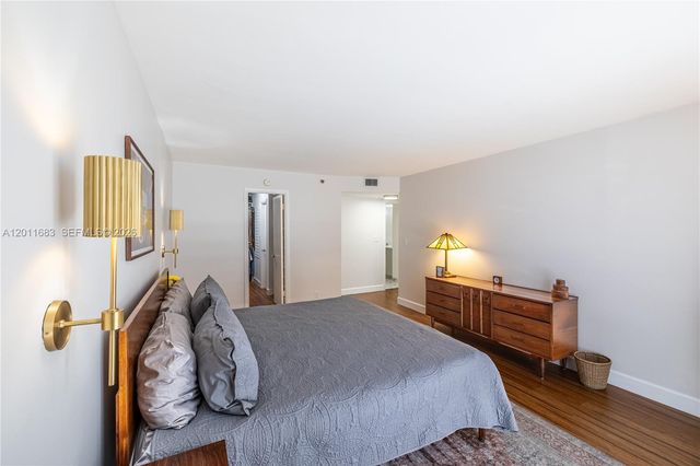 4000 Towerside Ter 308, Miami, FL 33138