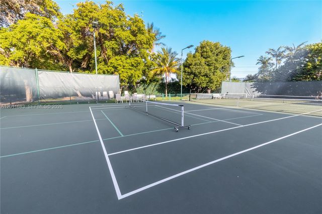 4000 Towerside Ter 308, Miami, FL 33138