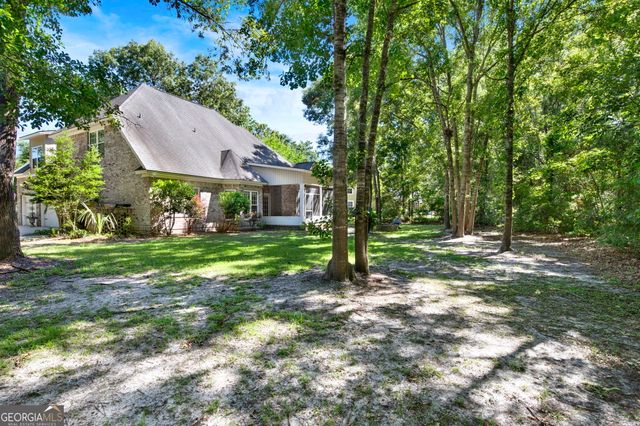 195 Chastain Circle, Richmond Hill, GA 31324