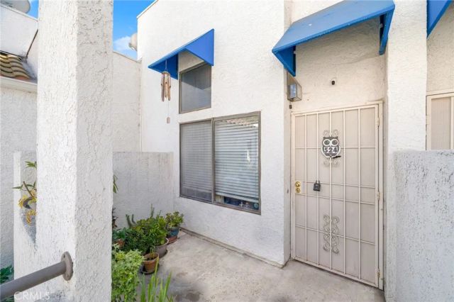 524 Park Shadow Court, Baldwin Park, CA 91706