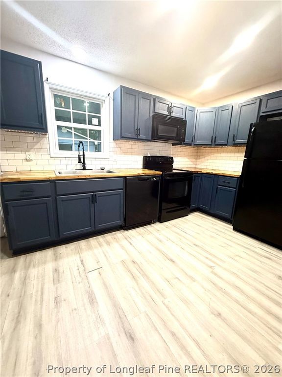 3230 Periwinkle Drive, Fayetteville, NC 28306 — photo 9