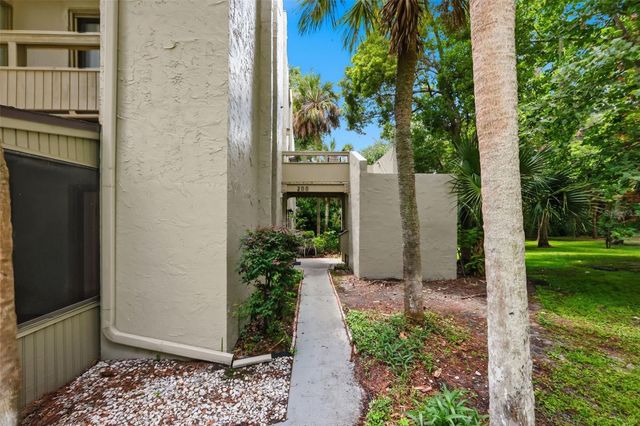 100 FAIRWAY DRIVE 100, Longwood, FL 32779