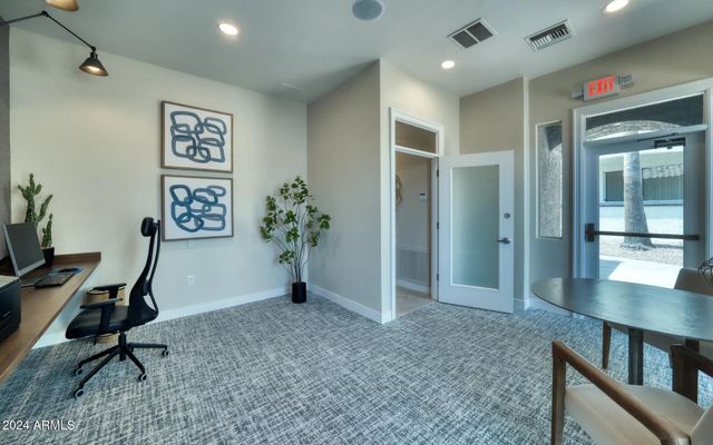 3625 E RAY Road 1, Phoenix, AZ 85044