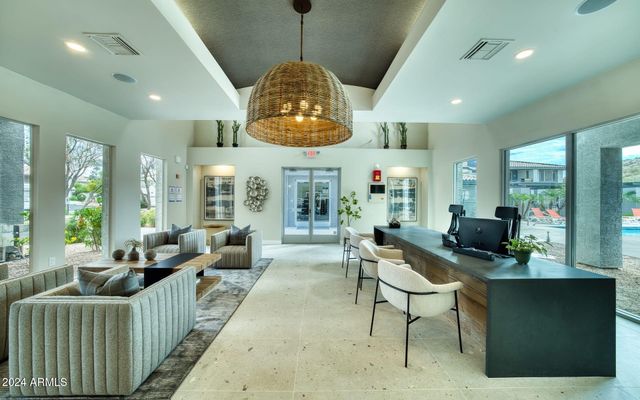 3625 E RAY Road 1, Phoenix, AZ 85044