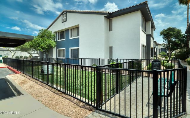 3625 E RAY Road 1, Phoenix, AZ 85044