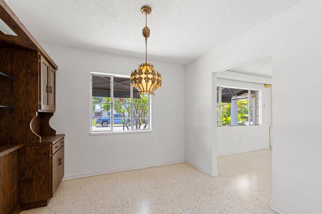 1725 N Lakeside Drive, Lake Worth Beach, FL 33460