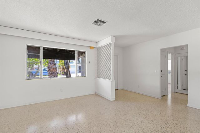 1725 N Lakeside Drive, Lake Worth Beach, FL 33460
