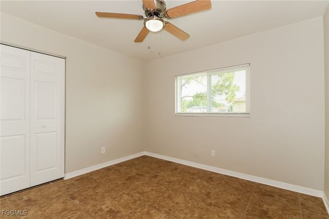 1045 Albany AVE, Lehigh Acres, FL 33971