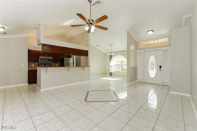 1045 Albany AVE, Lehigh Acres, FL 33971