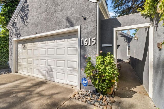 1615 College Ave, Modesto, CA 95350