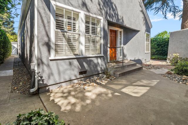 1615 College Ave, Modesto, CA 95350