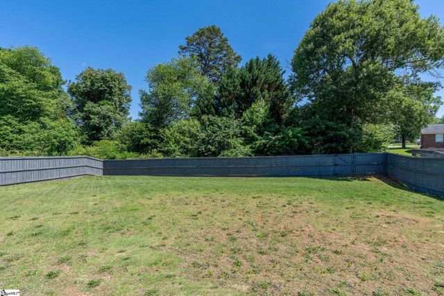 306 Maplestead Farms Court, Greenville, SC 29617