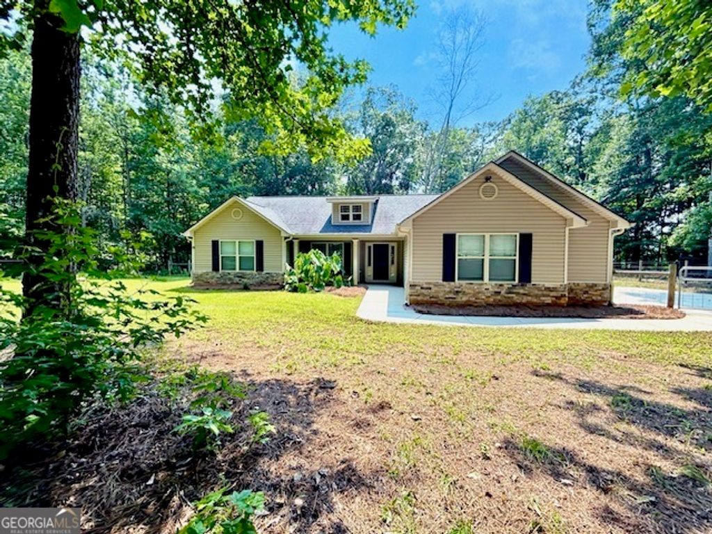 6648 Luthersville Road, Gay, GA 30218