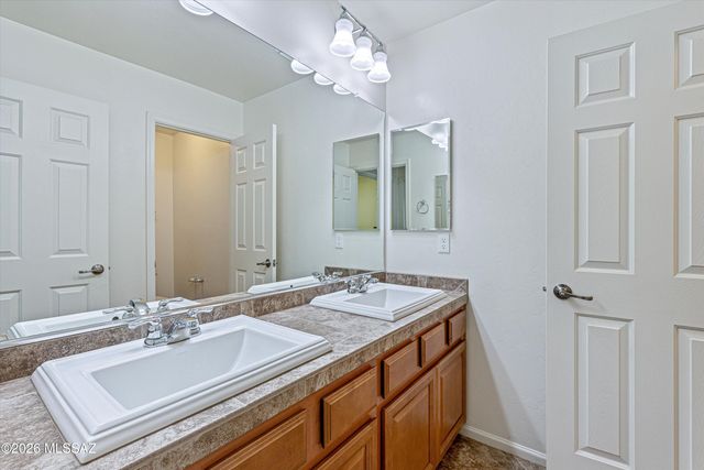 11410 E Desert Raptor Loop, Tucson, AZ 85747