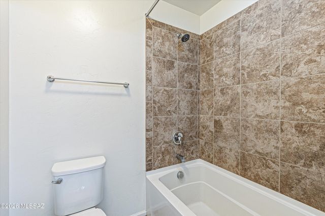 11410 E Desert Raptor Loop, Tucson, AZ 85747