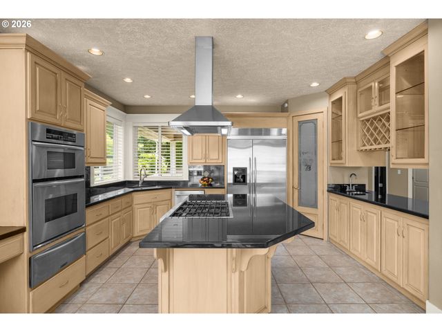 16 Se 46TH Dr, Gresham, OR 97080