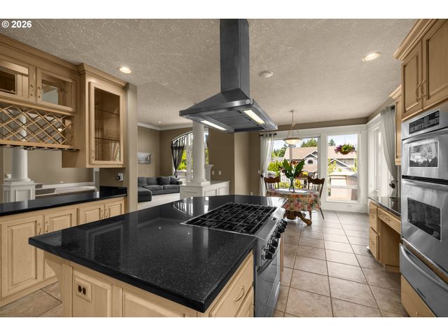16 Se 46TH Dr, Gresham, OR 97080