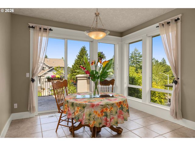 16 Se 46TH Dr, Gresham, OR 97080