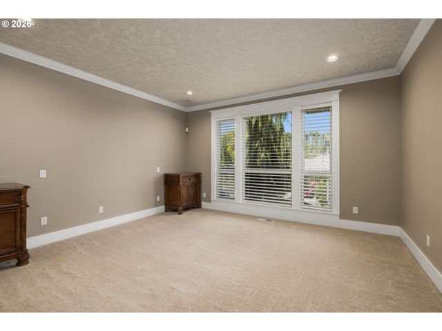 16 Se 46TH Dr, Gresham, OR 97080