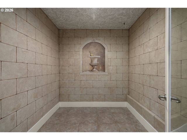 16 Se 46TH Dr, Gresham, OR 97080