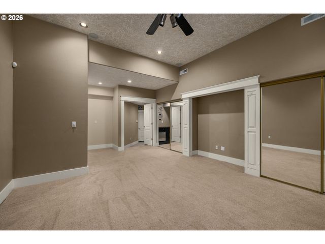 16 Se 46TH Dr, Gresham, OR 97080