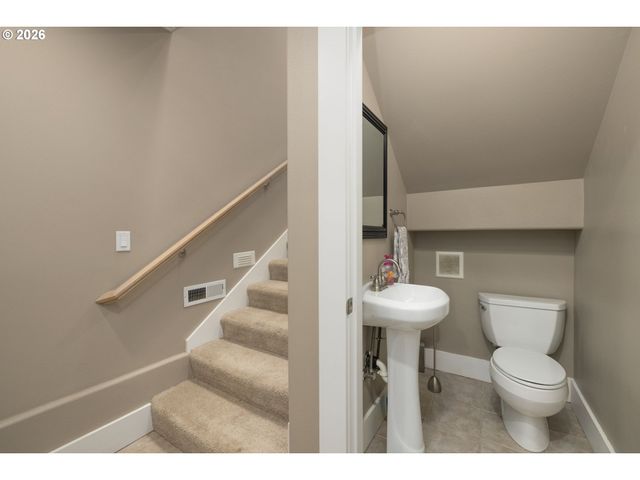 16 Se 46TH Dr, Gresham, OR 97080