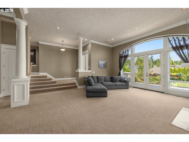 16 Se 46TH Dr, Gresham, OR 97080