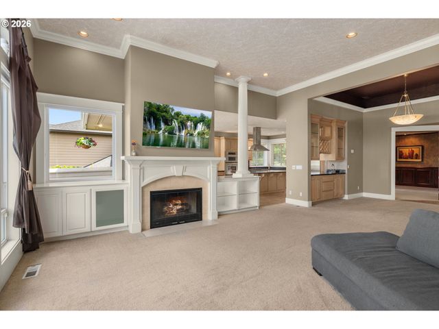 16 Se 46TH Dr, Gresham, OR 97080
