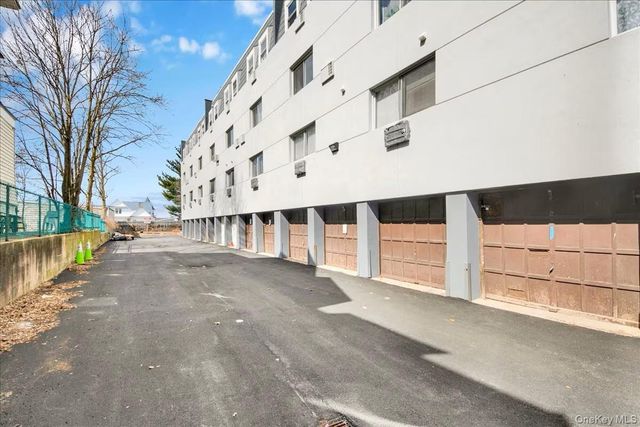 191 Park Avenue, Yonkers, NY 10703