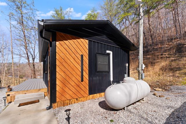 6940 State Hwy 229, Barbourville, KY 40906