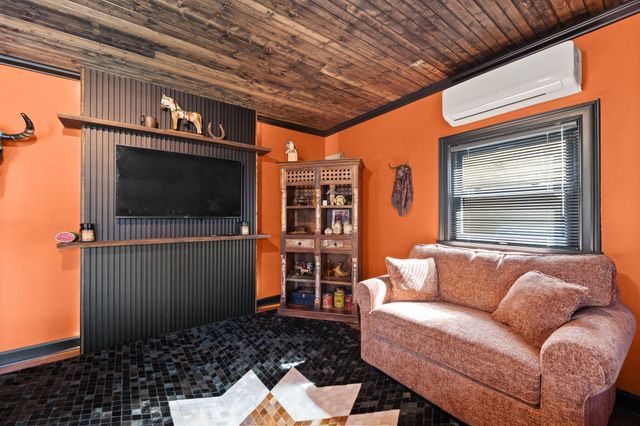 6940 State Hwy 229, Barbourville, KY 40906