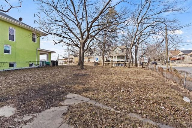 1211-1213 Reynolds Avenue, Kansas City, KS 66102