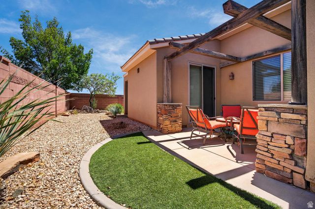 2602 E SPRING CANYON DRIVE, Washington, UT 84780