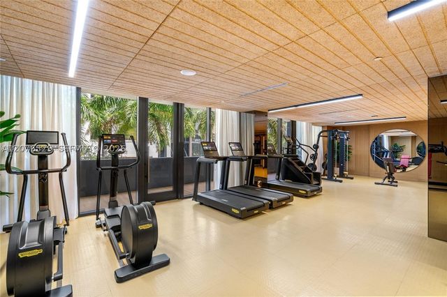90 NE 32nd St 605, Miami, FL 33137