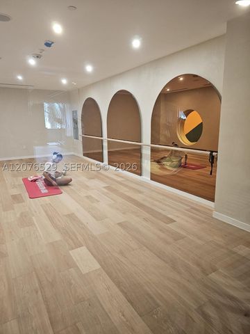 90 NE 32nd St 605, Miami, FL 33137