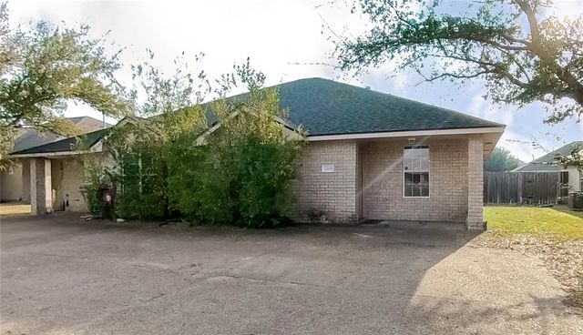 2304 Antelope Lane, College Station, TX 77845