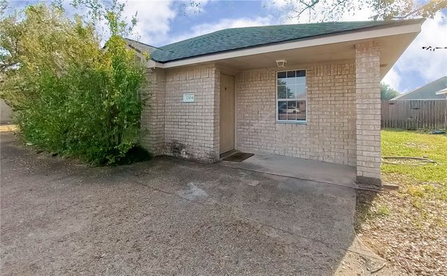 2304 Antelope Lane, College Station, TX 77845