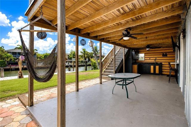 340 Crescent ST, Fort Myers Beach, FL 33931