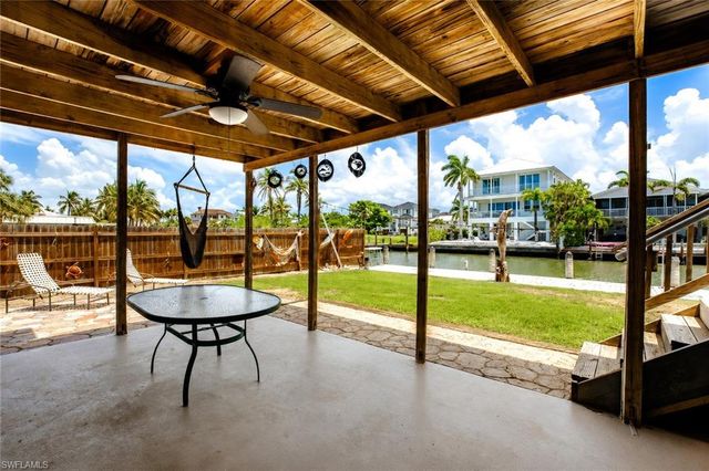 340 Crescent ST, Fort Myers Beach, FL 33931