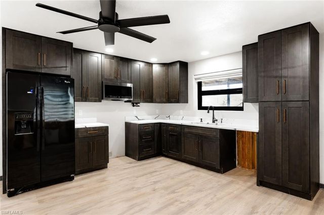 340 Crescent ST, Fort Myers Beach, FL 33931