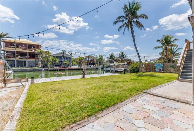 340 Crescent ST, Fort Myers Beach, FL 33931