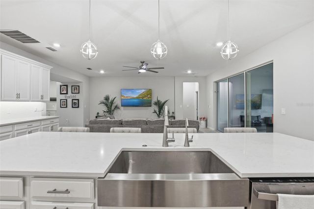 1271 WATERVIEW RIDGE CIRCLE, Apopka, FL 32703