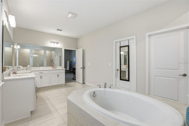 1271 WATERVIEW RIDGE CIRCLE, Apopka, FL 32703