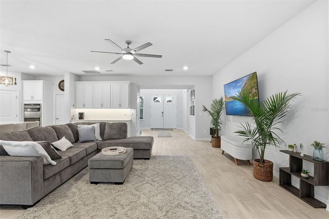 1271 WATERVIEW RIDGE CIRCLE, Apopka, FL 32703