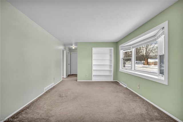 3723 W 232nd Street, North Olmsted, OH 44070