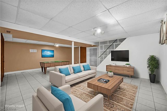 3723 W 232nd Street, North Olmsted, OH 44070