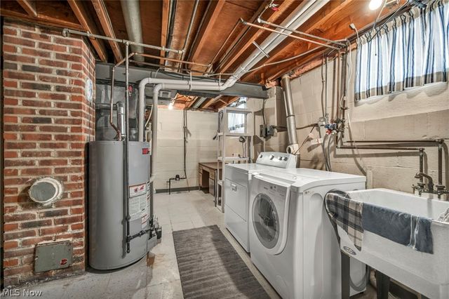 3723 W 232nd Street, North Olmsted, OH 44070