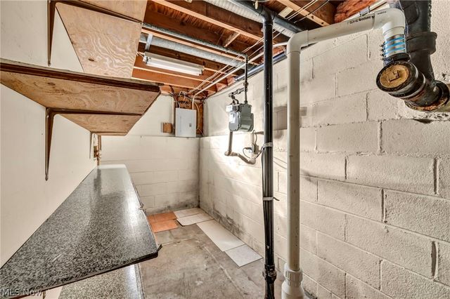 3723 W 232nd Street, North Olmsted, OH 44070