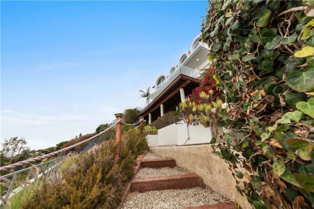 31654 Broad Beach Road, Malibu, CA 90265